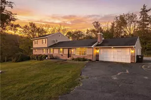 56 Ealer Hill Rd, Nockamixon, PA 18930 - Photo 1