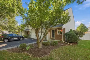 4932 Tall Cedar Ct, Plumsteadville, PA 18947 - Photo 3