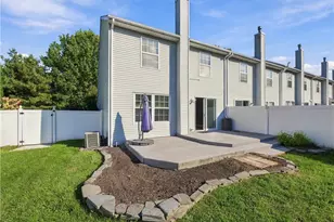 4932 Tall Cedar Ct, Plumsteadville, PA 18947 - Photo 11