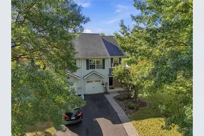 4932 Tall Cedar Court, Plumsteadville, PA 18947 - Photo 5