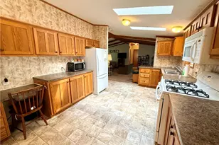 212 Hope Dr, West Penn Twp, PA 17960 - Photo 5