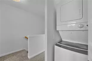 8451 Cromwell Ct, Upper Macungie Township, PA 18031 - Photo 13