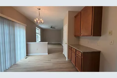 2288 Creekside Drive, Coplay Boro, PA 18037 - Photo 9