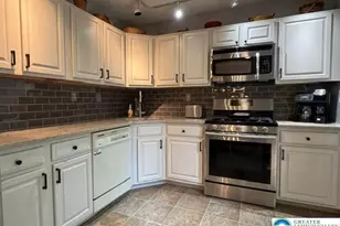 1908 Pine Ct, Hellertown Boro, PA 18055 - Photo 5