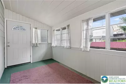 112 Pitt Street, Tamaqua, PA 18252 - Photo 15