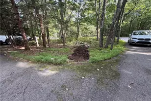 67 Arapahoe Rd, Penn Forrest, PA 18210 - Photo 5
