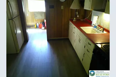 910 W Broad, Quakertown, PA 18951 - Photo 5