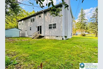 1226 Country Place Drive, Coolbaugh Twp, PA 18466 - Photo 5