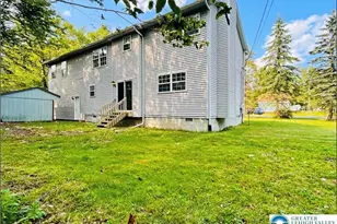 1226 Country Pl Dr, Coolbaugh Twp, PA 18466 - Photo 5