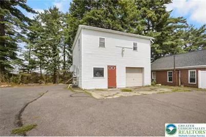 1740 Elk Avenue, Pottsville, PA 17901 - Photo 23