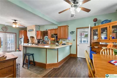 1740 Elk Avenue, Pottsville, PA 17901 - Photo 7