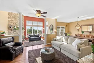 2506 Ludwig Ct, Lower Macungie Township, PA 18062 - Photo 7