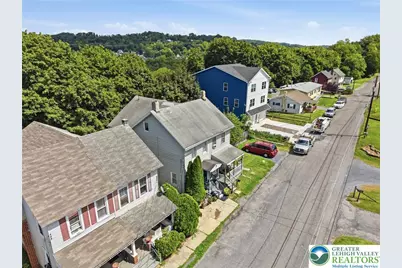 439 S Walnut Street, Slatington Boro, PA 18080 - Photo 9