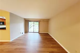 885 Cold Spring Rd, Lower Macungie Township, PA 18103 - Photo 5