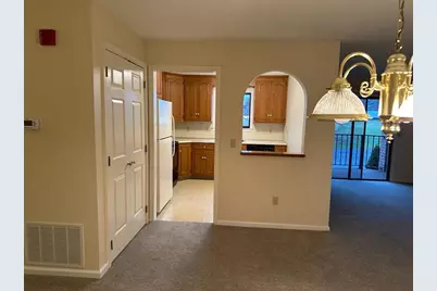 885 Cold Spring Road #5, Lower Macungie Township, PA 18103 - Photo 5
