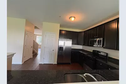 948 King Way, Upper Macungie Township, PA 18031 - Photo 7