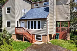 1894 Pinecrest Ct, Coolbaugh Twp, PA 18466 - Photo 11
