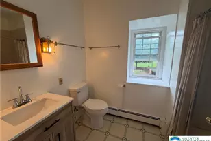 1037 N 6th Ext St, Whitehall Township, PA 18052 - Photo 15