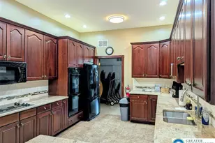72 S Glenmoor Circle, Palmer Twp, PA 18045 - Photo 23