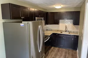 2072 Baker Dr, Allentown City, PA 18103 - Photo 7