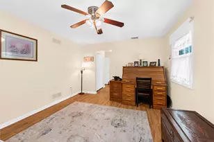 5747 Whitemarsh Dr, Lower Macungie Township, PA 18062 - Photo 15