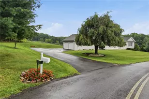 235 Country Acres Dr, Towamensing Twp, PA 18058 - Photo 11