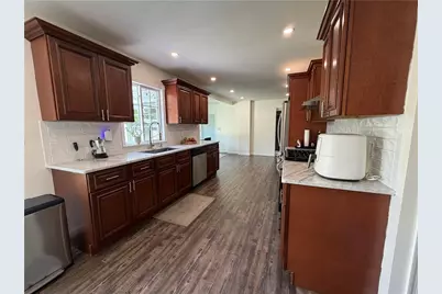1704 Pennsylvania Avenue, Bethlehem City, PA 18018 - Photo 9
