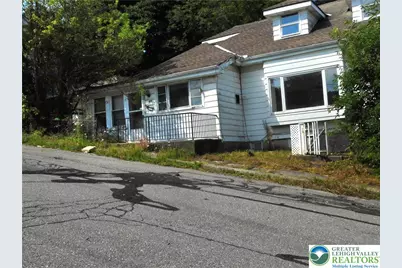 571 E Center Street, Nesquehoning, PA 18240 - Photo 5