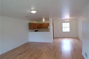 5355 Russell Ct, Whitehall Township, PA 18052 - Photo 5