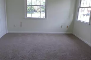 5355 Russell Ct, Whitehall Township, PA 18052 - Photo 11