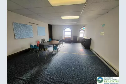 429 Walnut Street #2, Catasauqua Boro, PA 18032 - Photo 11