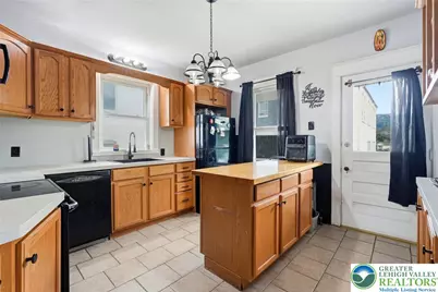 618 W Berwick Street, Easton, PA 18042 - Photo 17