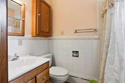 115 N New Street, Nazareth Boro, PA 18064 - Photo 23