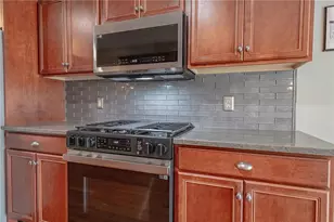 1325 Briarwood Ln, Easton, PA 18040 - Photo 15