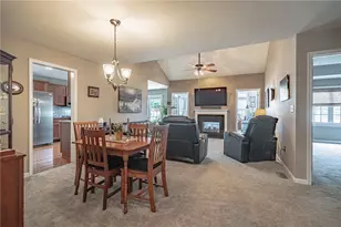 1325 Briarwood Ln, Easton, PA 18040 - Photo 5