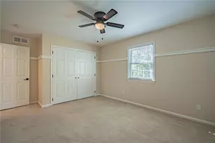 1890 Maplewood Ln, Lower Macungie Township, PA 18103 - Photo 17