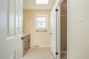 1890 Maplewood Ln, Lower Macungie Township, PA 18103 - Photo 13