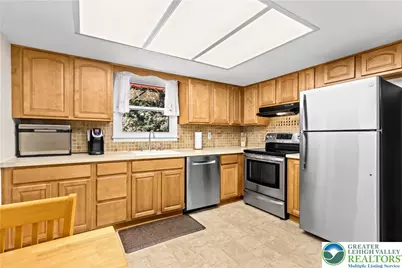 5106 Donna Drive, Coplay Boro, PA 18037 - Photo 11