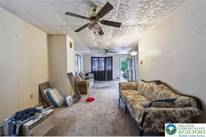632 W Franklin Street, Slatington Boro, PA 18080 - Photo 3