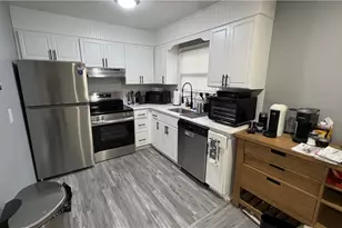 1024 1st Ave, Hellertown Boro, PA 18055 - Photo 7