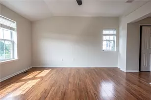 1035 Jervin Dr, South Whitehall Township, PA 18104 - Photo 29