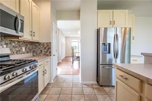 1035 Jervin Dr, South Whitehall Township, PA 18104 - Photo 15