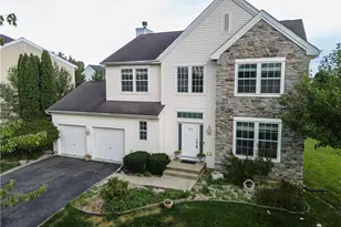 1035 Jervin Dr, South Whitehall Township, PA 18104 - Photo 1