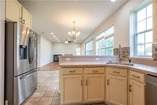 1035 Jervin Dr, South Whitehall Township, PA 18104 - Photo 17