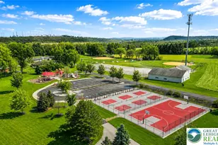 1042 Neffs Laurys Rd, North Whitehall Township, PA 18059 - Photo 5