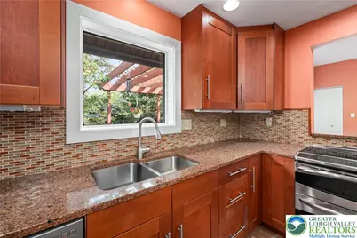 7942 Woodsbluff Run, Upper Macungie Township, PA 18051 - Photo 13