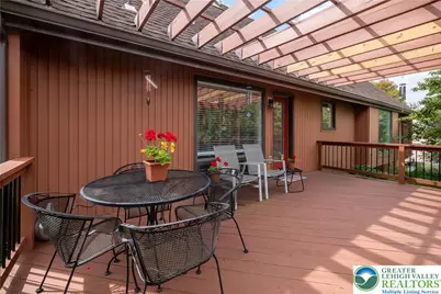 7942 Woodsbluff Run, Upper Macungie Township, PA 18051 - Photo 35