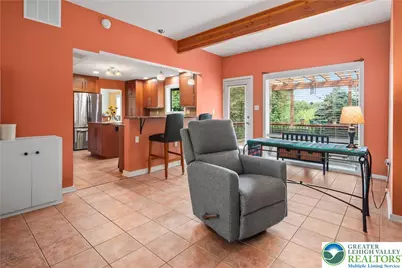 7942 Woodsbluff Run, Upper Macungie Township, PA 18051 - Photo 21
