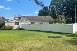11 Dorchester Dr, Dallas, PA 18612 - Photo 39