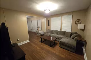 11 Dorchester Dr, Dallas, PA 18612 - Photo 13